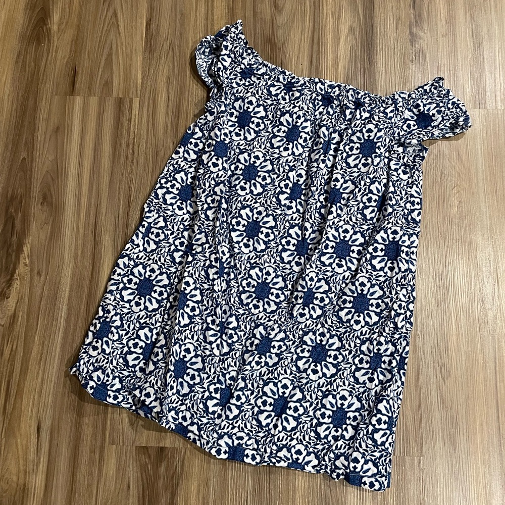 Vineyard Vines blue pattern off the shoulder dress size large